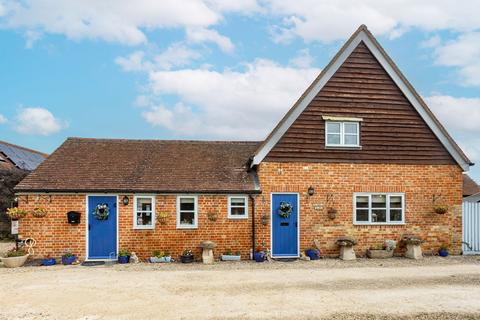 3 bedroom barn conversion for sale, Merton Road, Bicester OX25