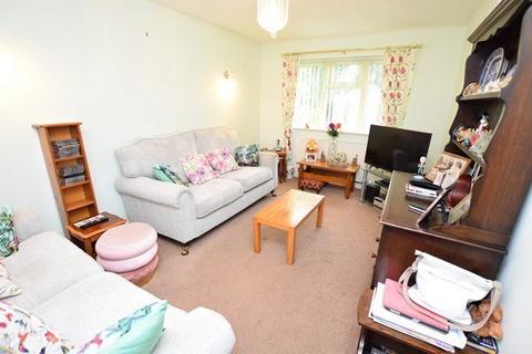 2 bedroom detached bungalow for sale, Draycott Close, Market Drayton, Shropshire