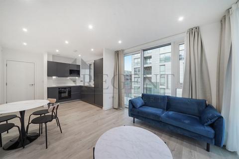 2 bedroom apartment to rent, Hartingtons Court, Coster Avenue, N4
