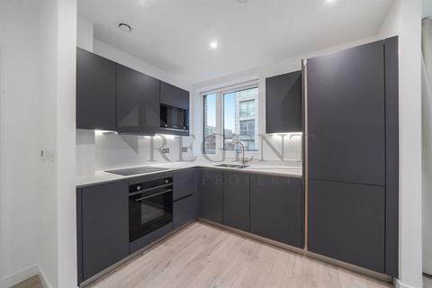 2 bedroom apartment to rent, Hartingtons Court, Coster Avenue, N4
