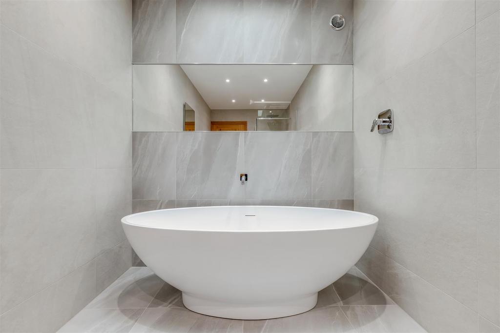 Bath.jpg