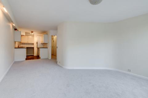 1 bedroom flat for sale, Park Steps, St. Georges Fields, London