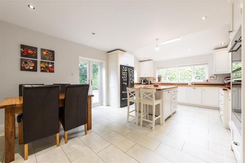 4 bedroom semi-detached house for sale, Gentleshaw Lane, Solihull