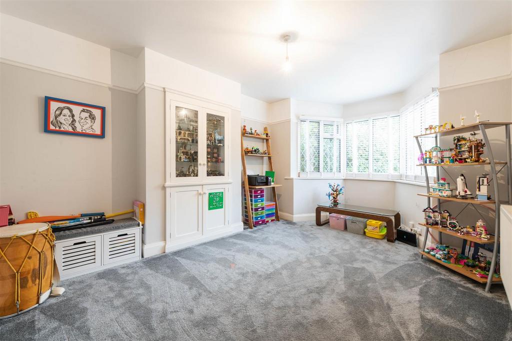 2 Gentleshaw Lane, Solihull, B91 2 SS 10.jpg