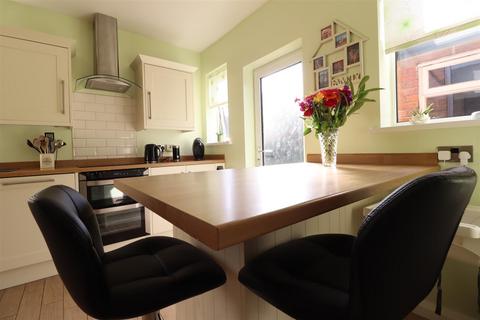 35 Berkeley Crescent, Wistaston, Crewe, CW2 6QB