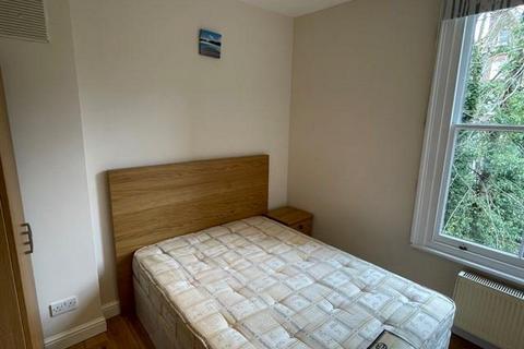 1 bedroom flat to rent, Frognal, Hampstead, London NW3