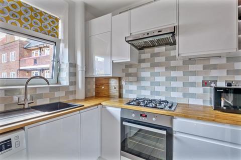 2 bedroom flat for sale, Peckham Rye, Peckham