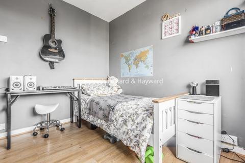 2 bedroom flat for sale, Peckham Rye, Peckham