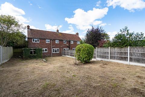 16 Dakyn Drive, Stock, Ingatestone, CM4 9DJ