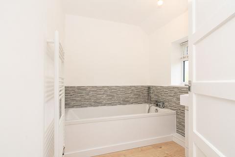 16 Dakyn Drive, Stock, Ingatestone, CM4 9DJ