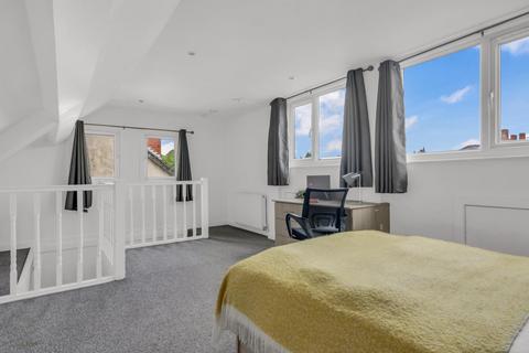 undefined, LANGDALE AVENUE, Leeds