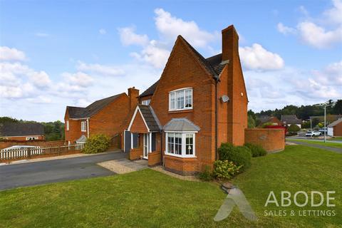 4 bedroom detached house for sale, Carpenter Close, Burton-On-Trent DE15