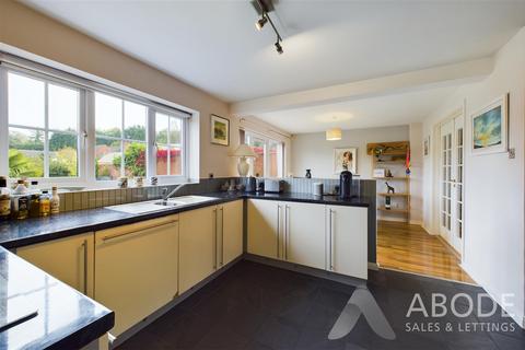 2 Carpenter Close, Stapenhill, Burton-on-trent, DE15 9AL