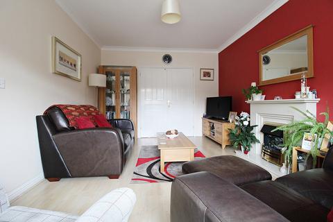 32 Clos Brenin, Brynsadler, Pontyclun, CF72 9GA