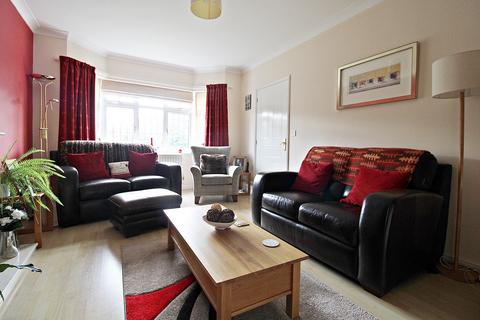 32 Clos Brenin, Brynsadler, Pontyclun, CF72 9GA