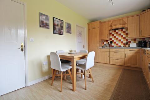 32 Clos Brenin, Brynsadler, Pontyclun, CF72 9GA