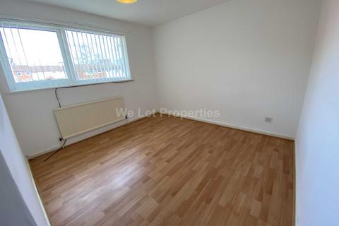 3 bedroom house to rent, Wodens Avenue, Salford M5