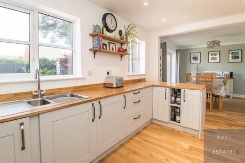 4 bedroom detached house for sale, Exeter EX2