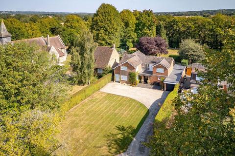 5 bedroom detached house for sale, The Tye, Chelmsford CM3