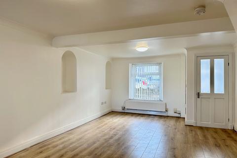 2 bedroom terraced house to rent, Swansea Road, Waunarlwydd, SA5