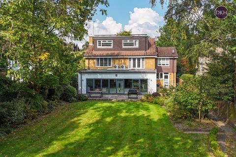 5 bedroom detached house for sale, Church Road, Watford WD17