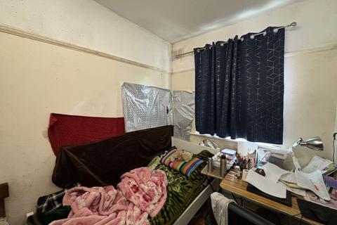 146 Scotts Road, Southall, UB2 5DG