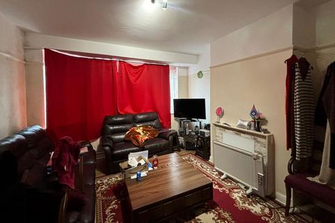 146 Scotts Road, Southall, UB2 5DG