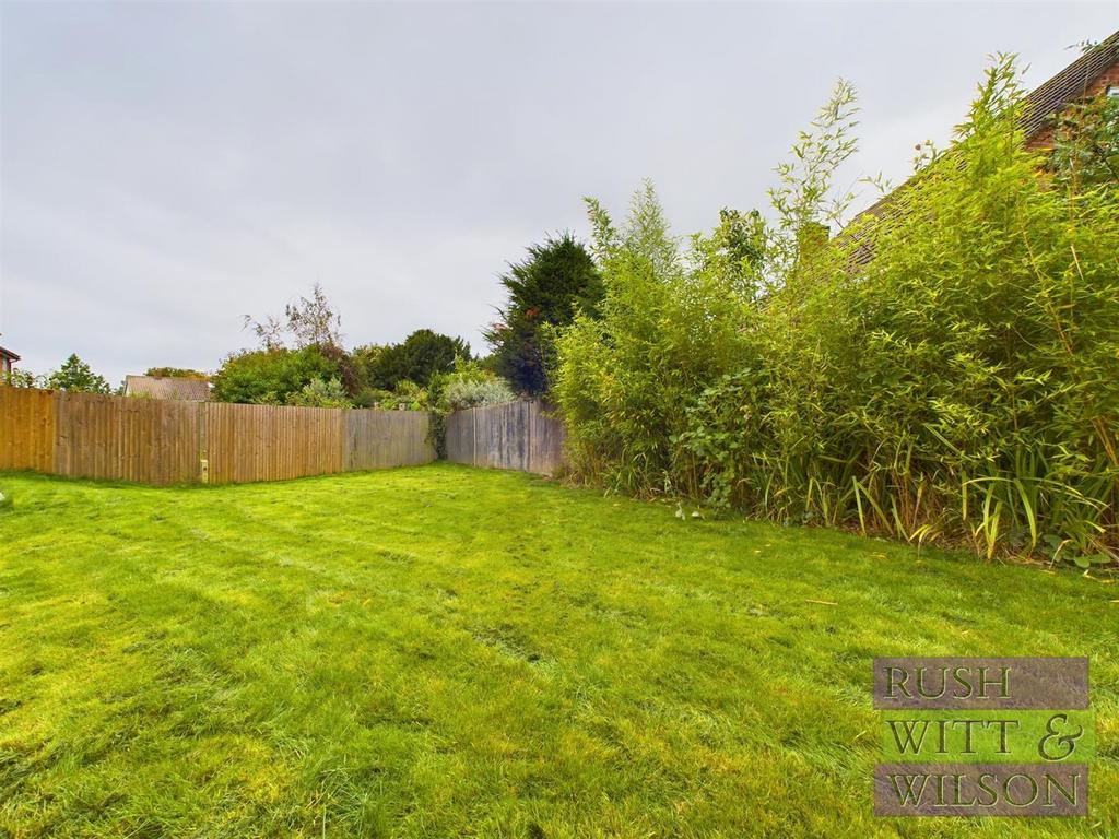 CAM03417 G0-PR0362-STILL025.jpg