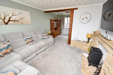 3 bedroom end of terrace house for sale, Woodlands Road, Corby NN17