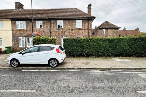 104 Farmstead Road, London, SE6 3ED