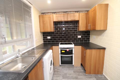 2 bedroom flat to rent, Drumilaw Road, Rutherglen G73