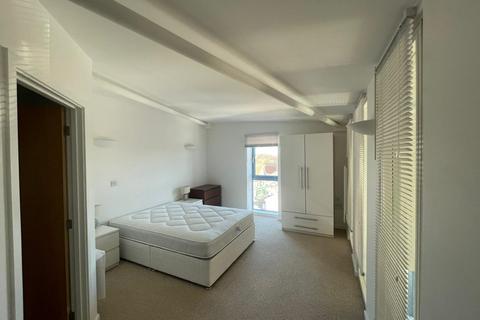 2 bedroom apartment to rent, Revett House, Ipswich IP1