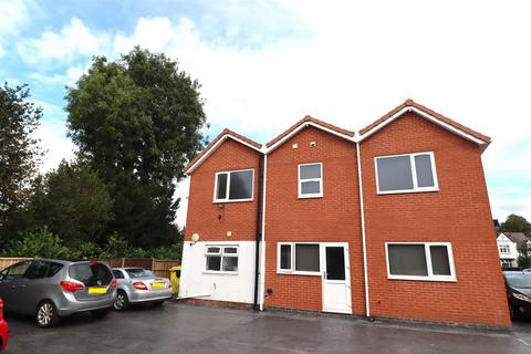 1 bedroom flat to rent, Lutterworth Road, Whitestone