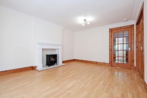 2 bedroom flat to rent, Broomhill Road, Ground Floor, AB10