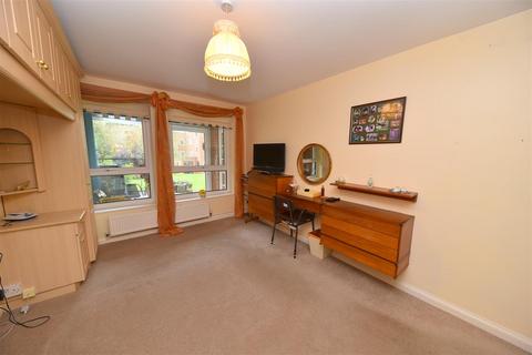 94 Jacoby Place, Edgbaston, Birmingham, B5 7UW