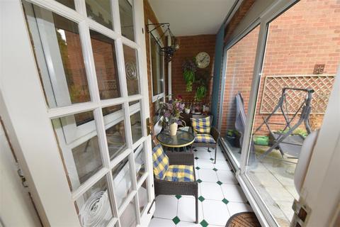 94 Jacoby Place, Edgbaston, Birmingham, B5 7UW