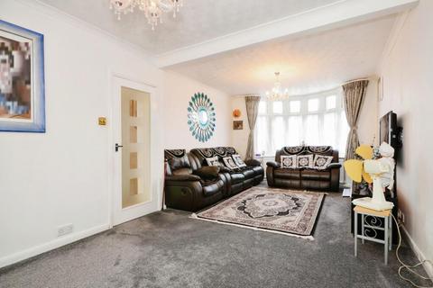 5 bedroom semi-detached house for sale, Bushey Mill Lane, Bushey WD23