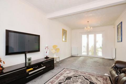 5 bedroom semi-detached house for sale, Bushey Mill Lane, Bushey WD23