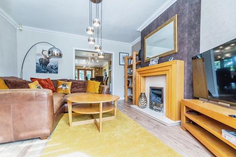 4 Maple Croft Crescent, Sheffield, S9 1DN