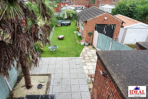 72 Lodge Road, Doncaster, DN6 8PX