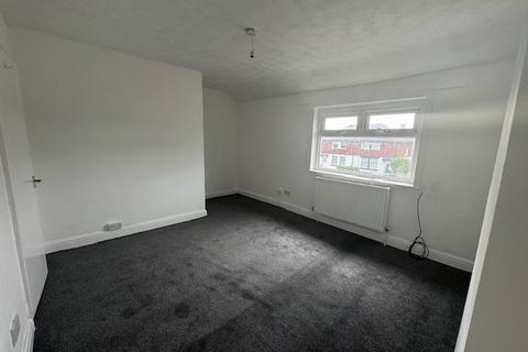 2 bedroom terraced house to rent, Powell Avenue, Blackpool FY4