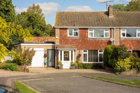 3 bedroom semi-detached house for sale, Garner Close, Biggleswade SG18