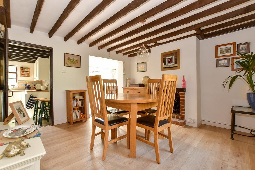 Pallance Road, Cowes, Isle of Wight 2 bed detached house for sale £