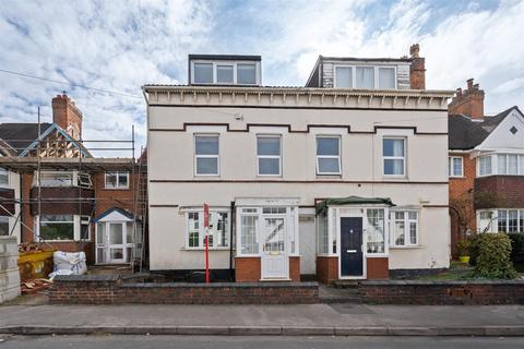 8 Castle Lane, Solihull, B92 8DB