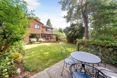 4 bedroom detached house for sale, Firs Close, Aylesbury HP22