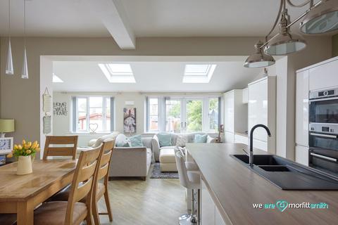 47 Vainor Road, Sheffield, S6 4AP