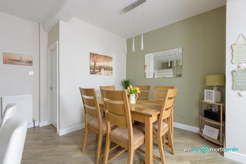 47 Vainor Road, Sheffield, S6 4AP