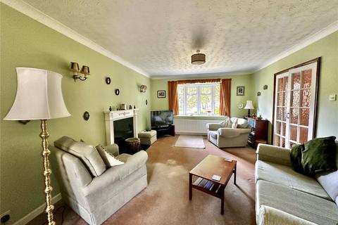 3 bedroom terraced house for sale, Grafton Gardens, Pennington, Lymington, Hampshire, SO41