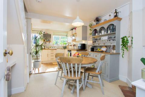 3 bedroom terraced house for sale, With South Facing Garden in Goudhurst