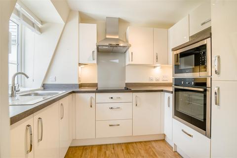 1 bedroom apartment for sale, Lambrook Court, Gloucester Road, Larkhall, Bath